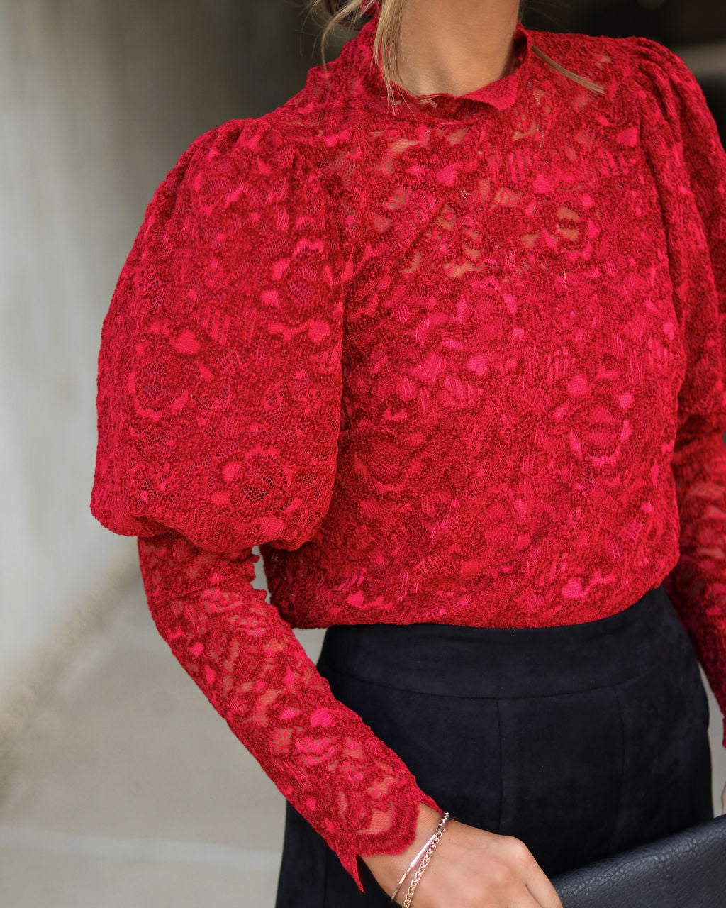 Versailles On My Mind Lace Puff Sleeve Top