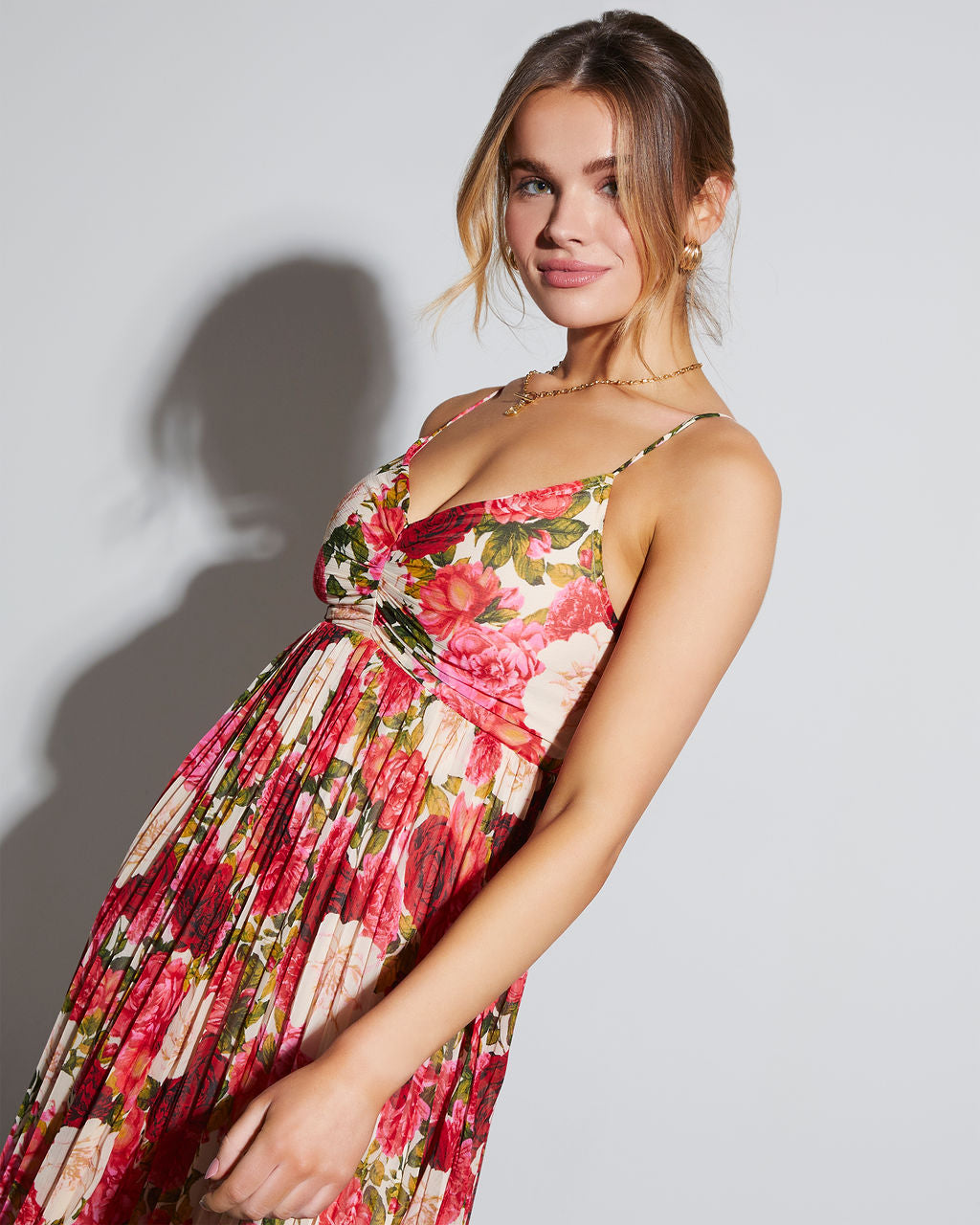 Naomie Floral Pleated Maxi Dress – VICI