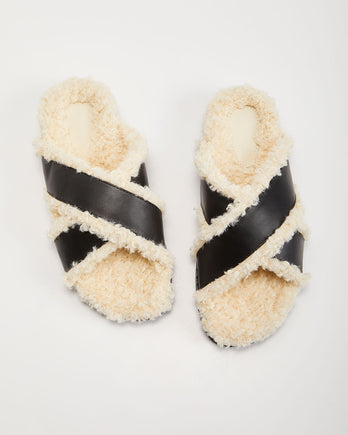 FAUX FUR SLIPPERS WITH CONTRAST STRAPS